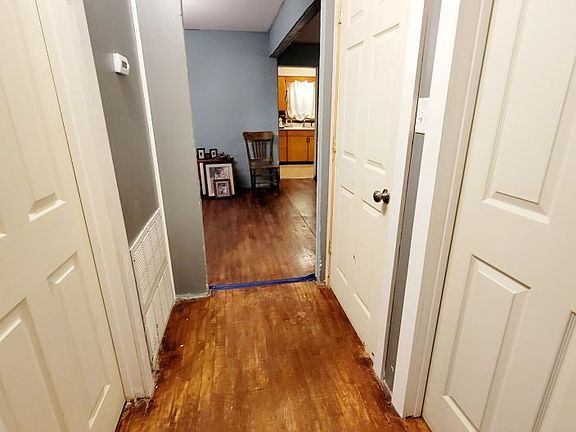 5th image of 416 N 4th St