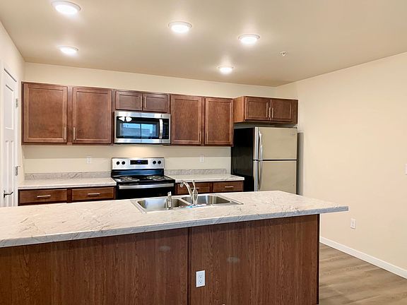3rd image of 1090 Engel Dr #1160-108