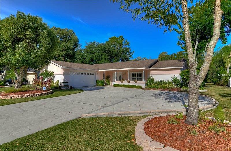 1st image of 7217 Woodbrook Dr