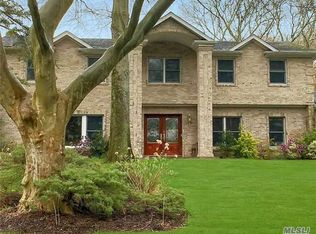 3 Somner Dr, Dix Hills, NY 11746