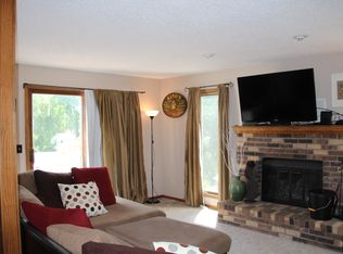 1117 Jefferson Ave, Bismarck, ND 58504
