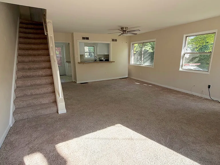 5301 62nd Ave — Photo 10