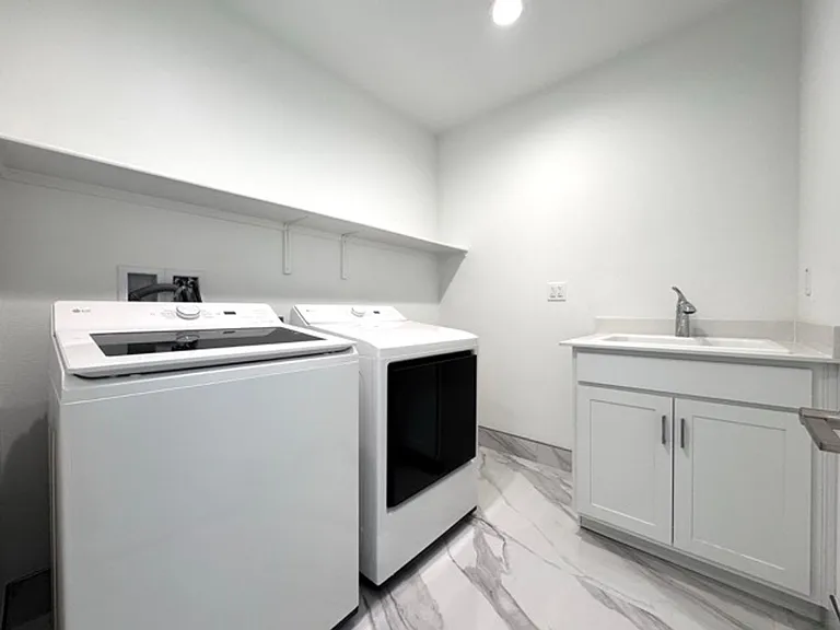 25061 River Peak Dr — Photo 28