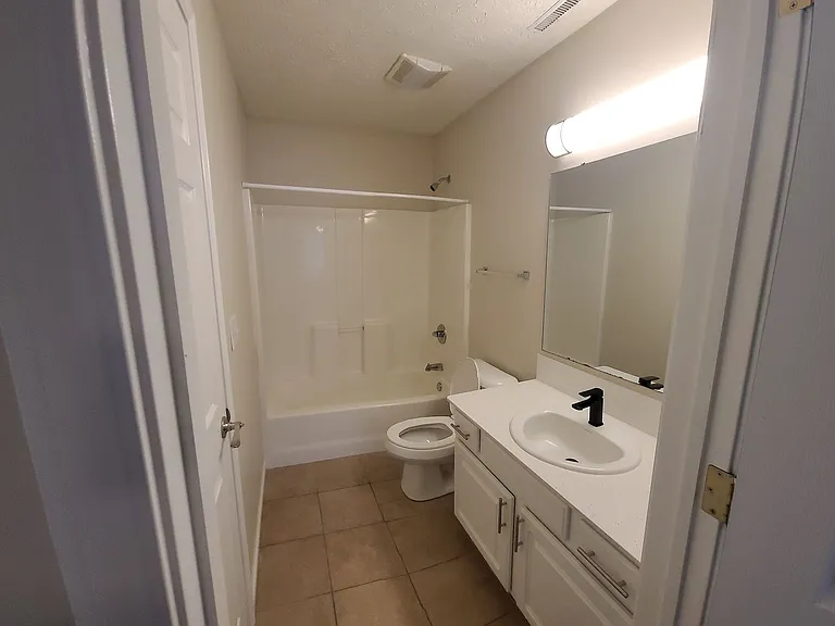 1304 Palmer Dr — Photo 93