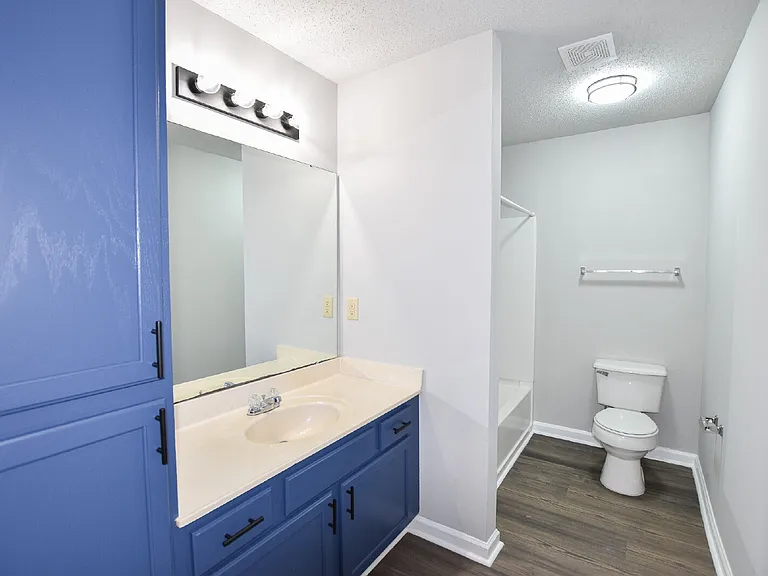 4273 Villas Dr — Photo 11