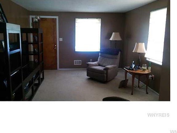 5th image of 20 Loretto Dr