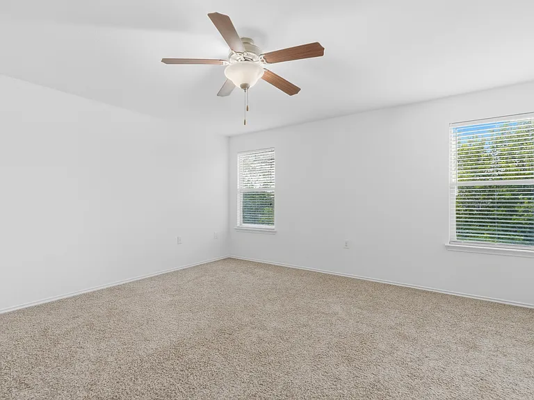 11200 Drumellan St — Photo 52