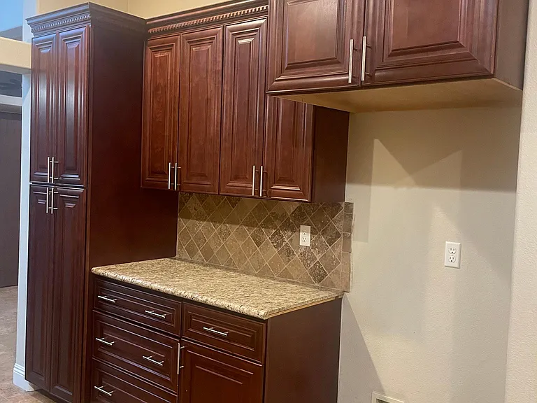 2182 Decatur Ave — Photo 9