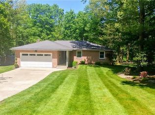 1538 Hawthorn St, Mogadore, OH 44260