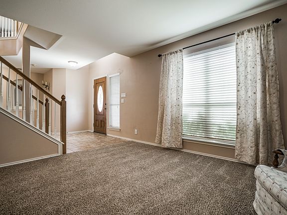4th image of 1127 Coral Bay
