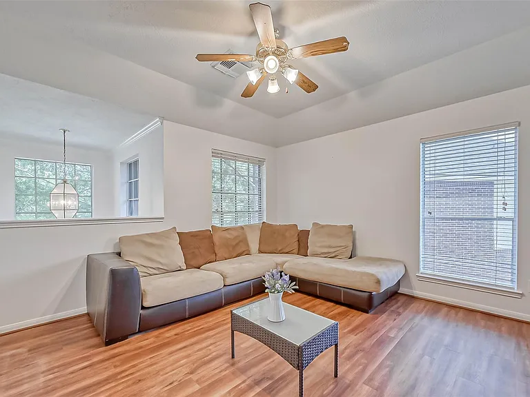23826 Browndale Ct — Photo 32