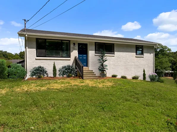 518 Central Ave, White Bluff, TN 37187