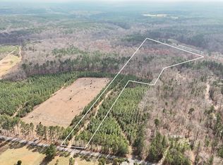 588 Lake Rd, Clinton, SC 29325