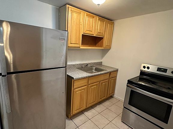5th image of 686A E 223rd St #C