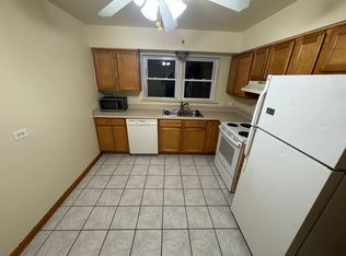 1225 N La Grange Rd #1F, La Grange Park, IL 60526