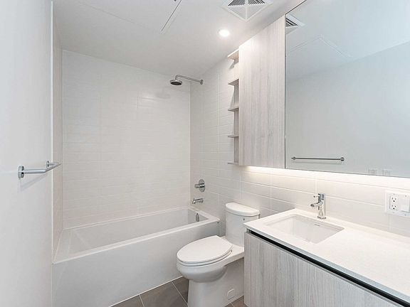 5th image of 21 Park St E #1102