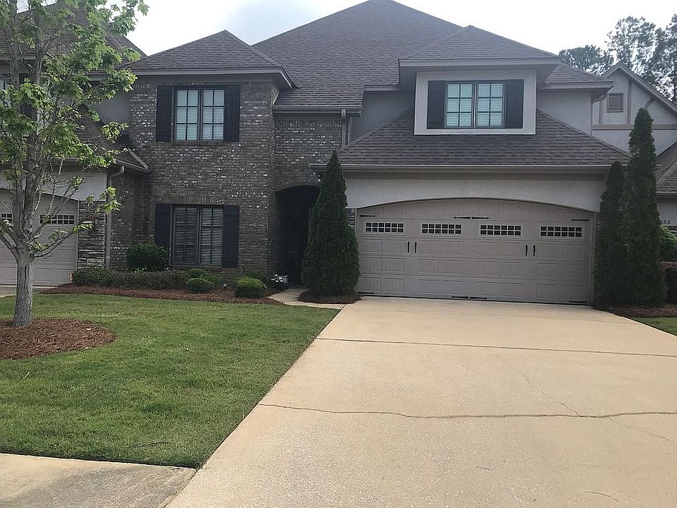 Spacious East Lake townhome 