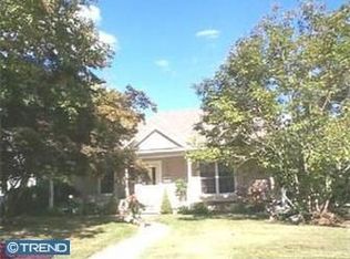 335 High St, Moorestown, NJ 08057