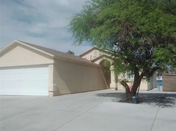 2638 Blue Reef Dr, North Las Vegas, NV 89032