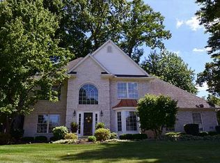 9053 Stonybrook Blvd, Sylvania, OH 43560