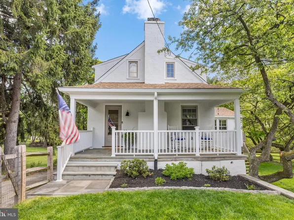 2975 Highland Ave, Broomall, PA 19008