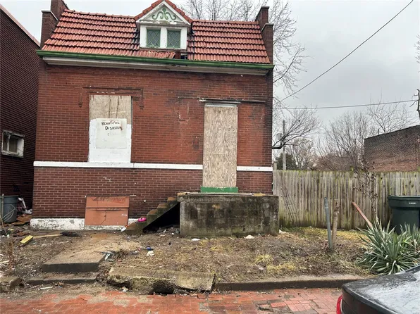 1514 Agnes St, Saint Louis, MO 63107