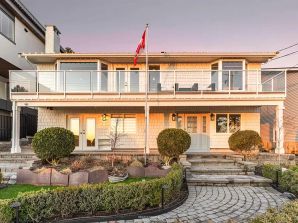 15383 Columbia Ave, White Rock, BC V4B 1K1