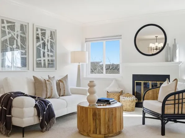 320 Peninsula Ave APT 409, San Mateo, CA 94401