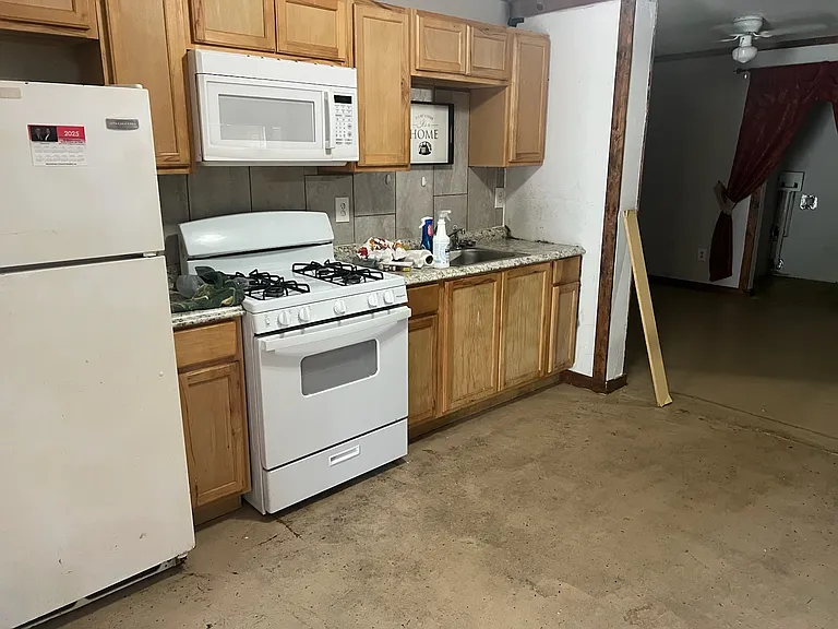 3211 N Miller St — Photo 22