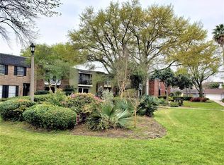 1285 Blalock Rd, Houston, TX 77055