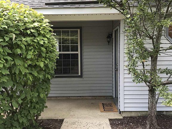 3rd image of 147 S Edgewater Dr #147