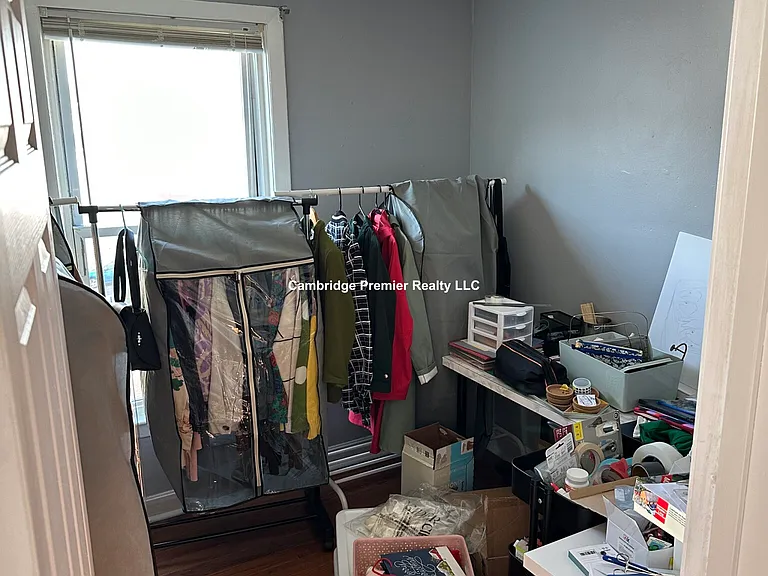 85R Glen St — Photo 5