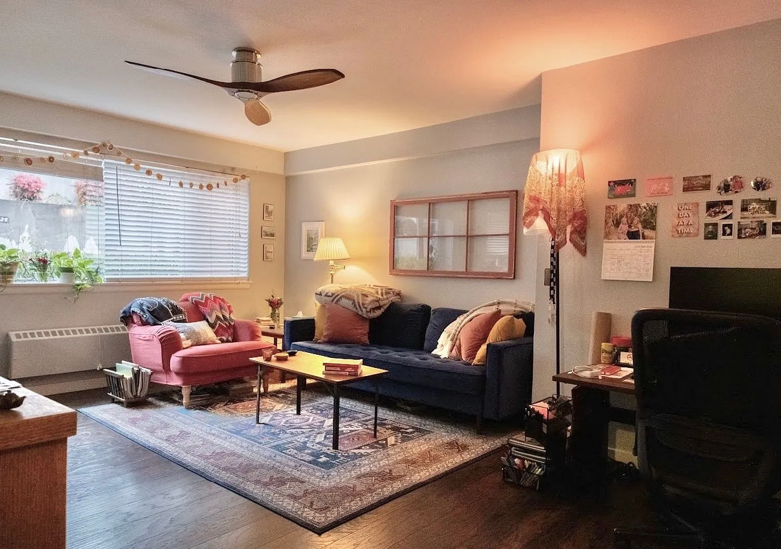 Spacious Queen Anne One Bedroom with Rooftop Space Needle views - Available 11/7/2026! — Photo 1