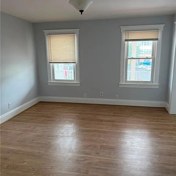 84 W Cherry St — Photo 4