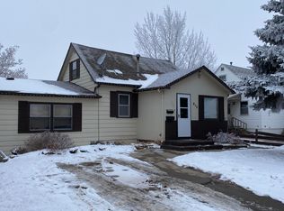 615 N 3rd St, Aberdeen, SD 57401