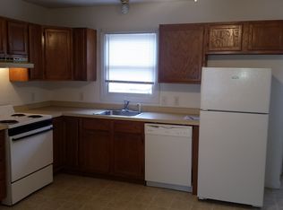 1020 Hartford Pike #B, Dayville, CT 06241