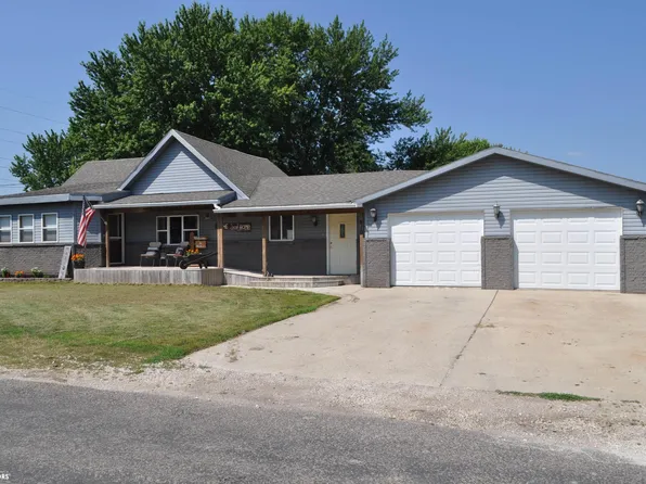 819 S Center St, Lake City, IA 51449