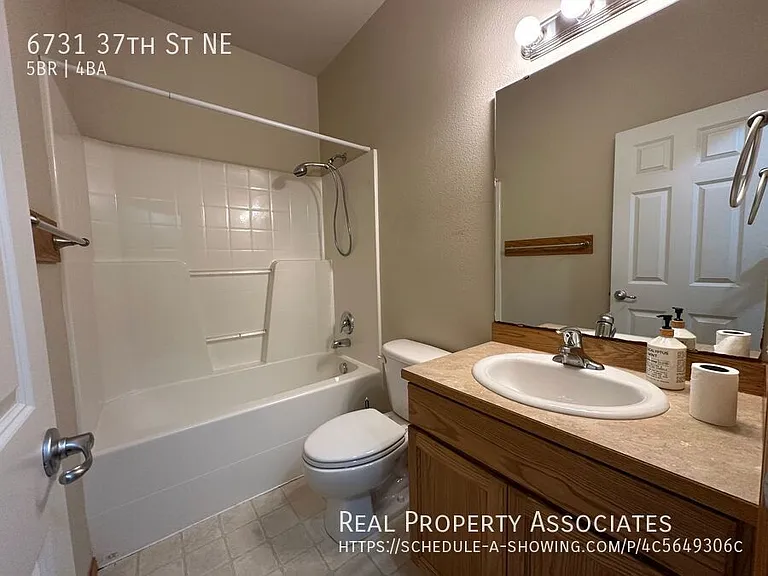 6731 37th St NE — Photo 22