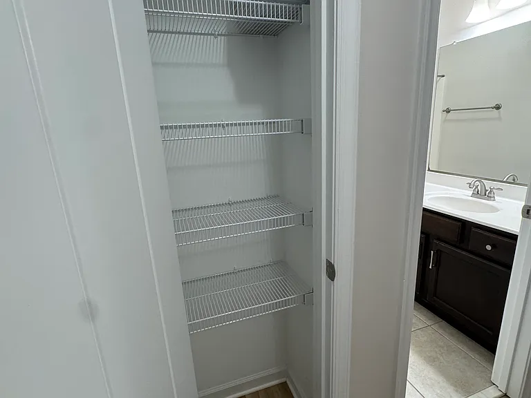 207 Portico St — Photo 28
