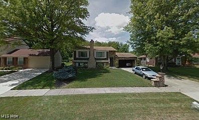 1st image of 6876 Crestwood Ln