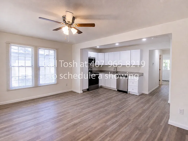 1110 S Houston Ave — Photo 2
