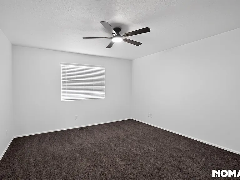 5459 N Chestnut St — Photo 27