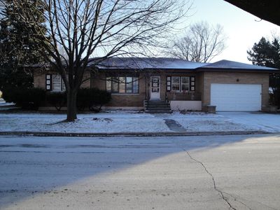 1600 Portsmouth Ave, Westchester, IL, 60154