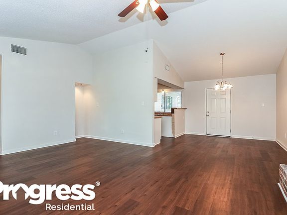 4th image of 2622 Winslow Dr