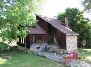 720 Ridge Ave NW, Norton, VA 24273