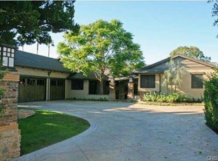 17611 Community St, Northridge, CA 91325