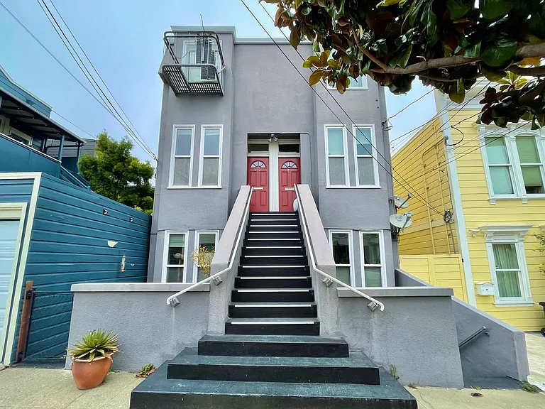 82 Alvarado St — Photo 23