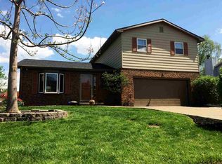 658 Bonnie View Dr, Evansville, IN 47715