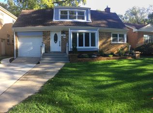 519 Longcommon Rd, Riverside, IL 60546
