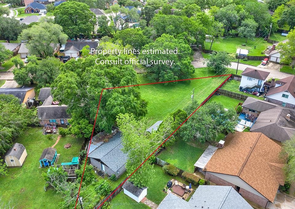 1st image of 920 W Galveston